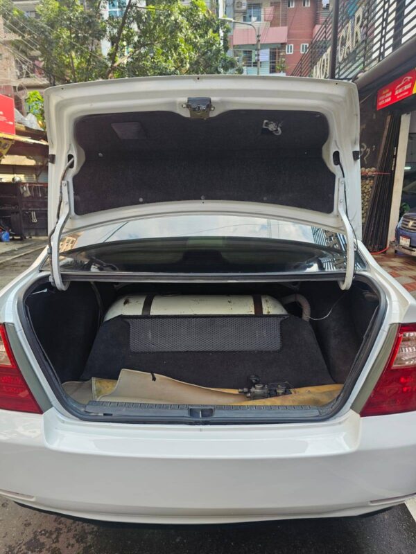 Toyota X-Corolla - Image 4